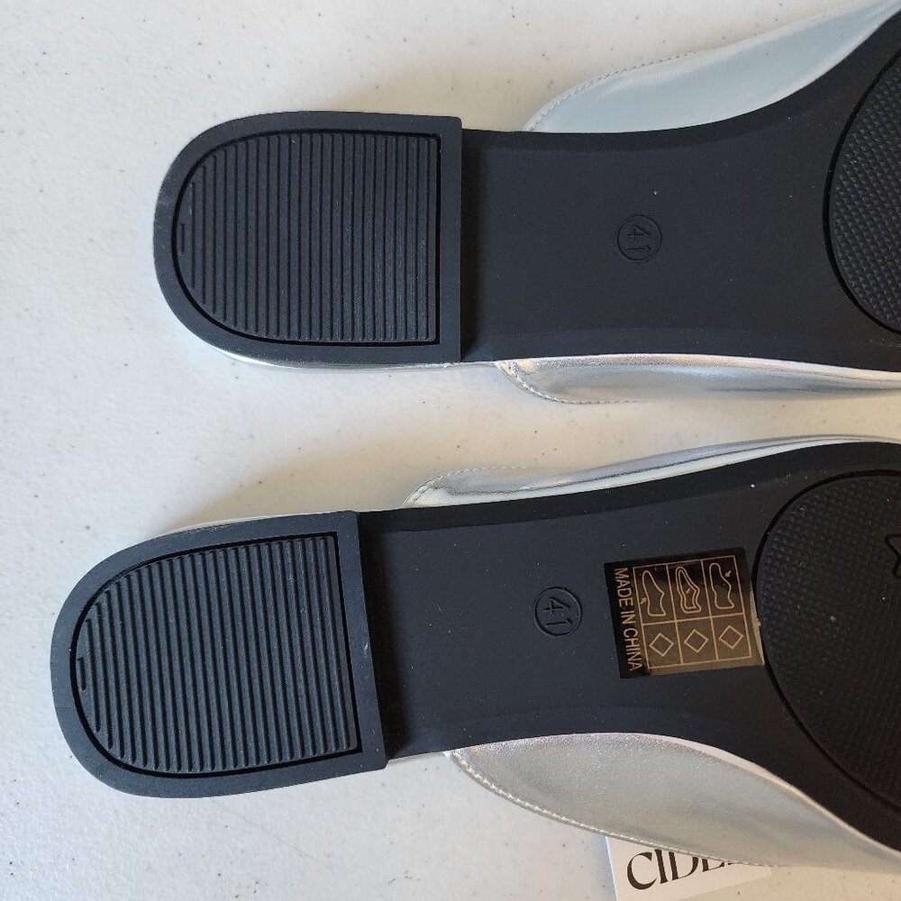 Silver Mules "NEW" - Picture 14 of 16